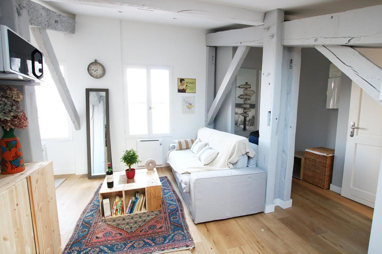 Guestready - Sunny Attic Apt Near Grand Theatre Бордо Екстериор снимка